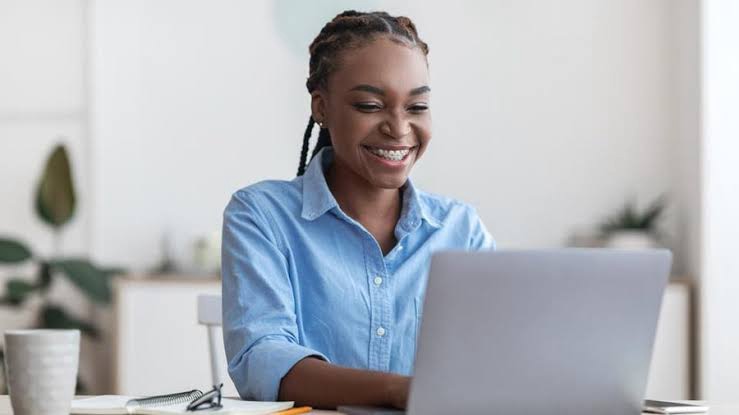 Fedelity Services Group: Teller